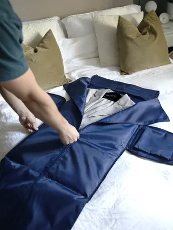 Navy Weekend Suit Bag