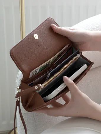 Tan Raffia Purse