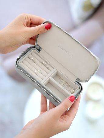 Pebble Grey Medium Zipped Travel Jewellery Box