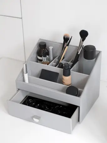 Pebble Grey Makeup Organiser