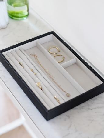 Black Classic Ring & Bracelet Layer