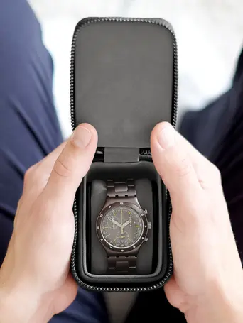 Pebble Black Small Zipped Watch Box