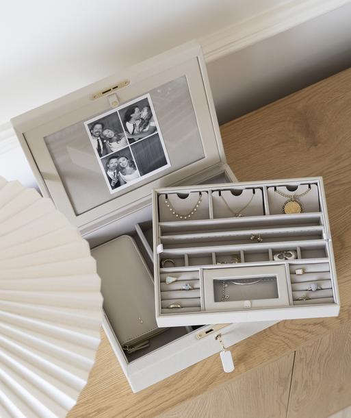 Oatmeal Medium Luxury Photo Jewellery Box