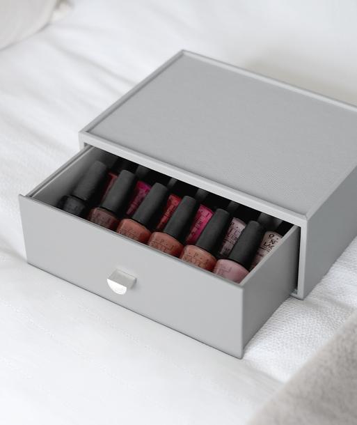 Pebble Grey Classic Nail Polish Drawer