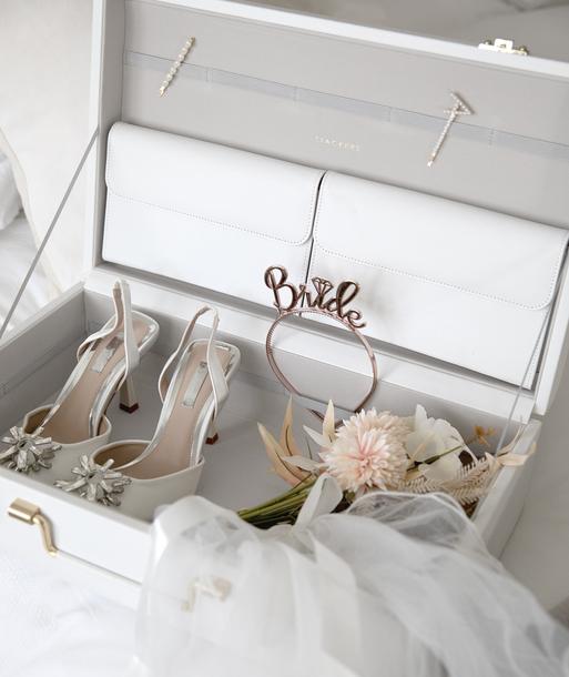 Pebble White Memory Storage Trunk