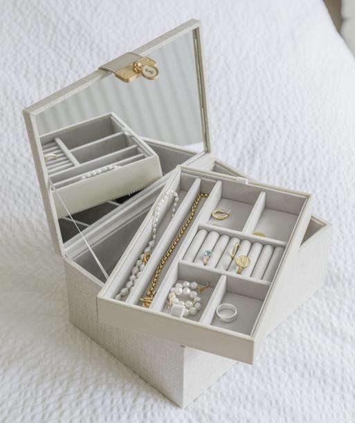 Oatmeal & Linen Luxury Classic Jewellery Box