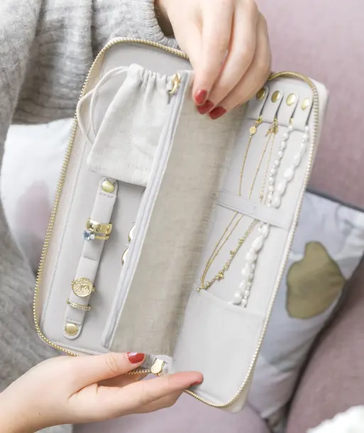 Oatmeal & Linen Jewellery Roll