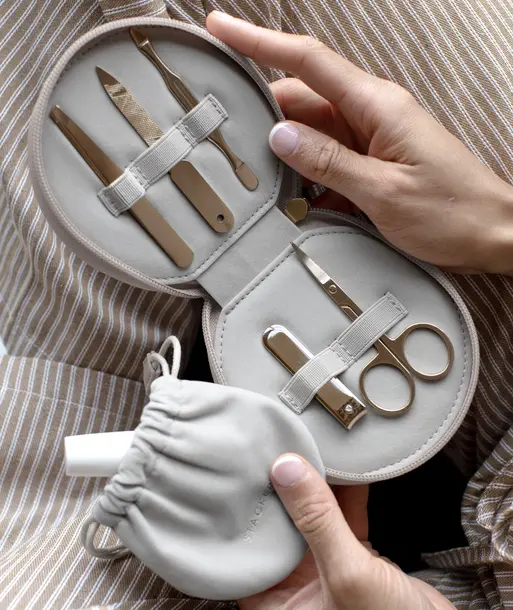 Taupe Manicure Set