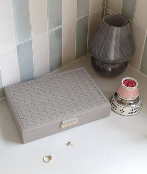 Taupe Classic Woven Lid