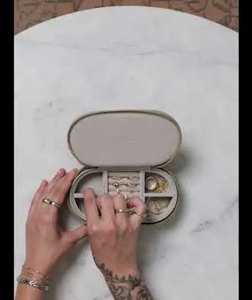 Lavender Oval Zipped Jewellery Box