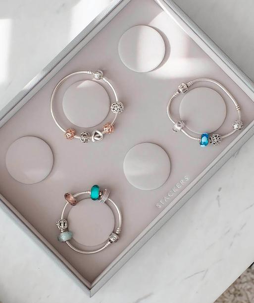 Pebble Grey Classic 6 Bracelet Layer