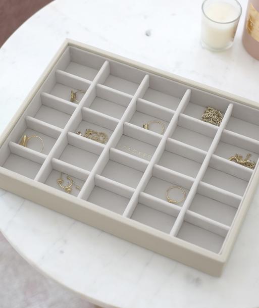 Oatmeal Classic Trinket Layer