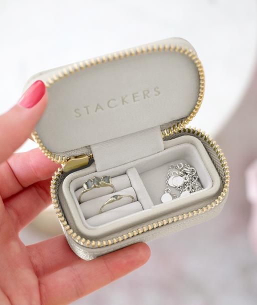 Oatmeal Petite Zipped Jewellery Box