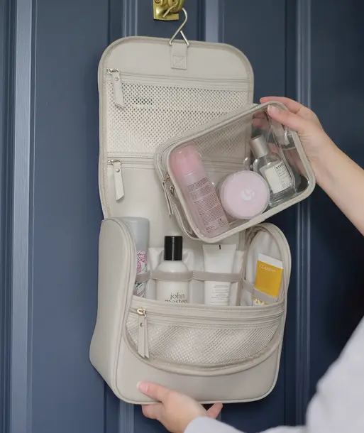 Oatmeal Hanging Washbag