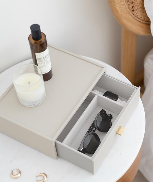 Oatmeal Classic Accessory Drawer Layer