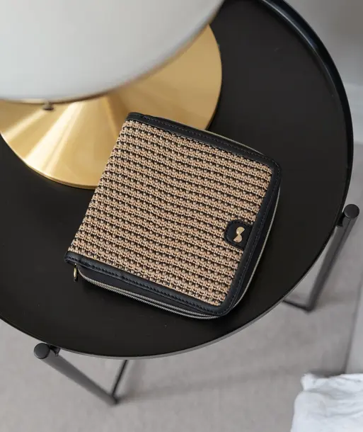 Black Raffia Square Jewellery Roll