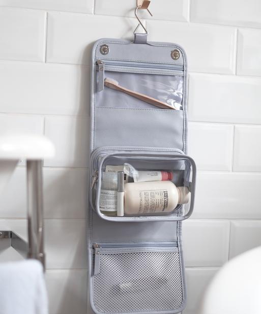 Lavender Small Hanging Washbag