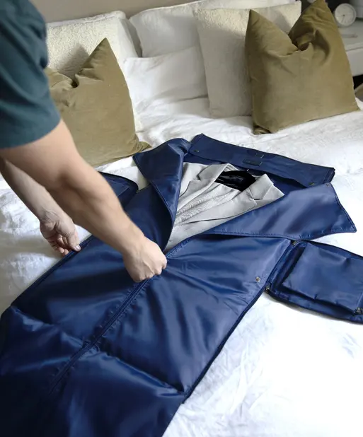 Navy Weekend Suit Bag
