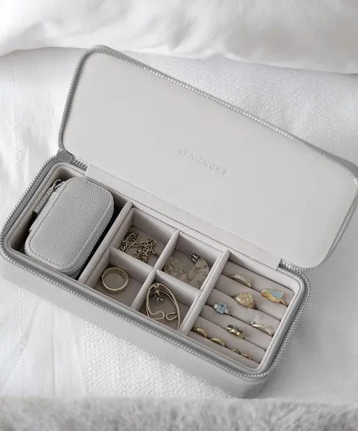 Pebble Grey Large Zipped Travel Jewellery Box