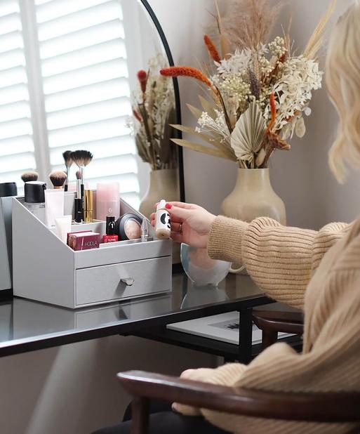 Pebble Grey Classic Makeup & Jewellery Set of 3
