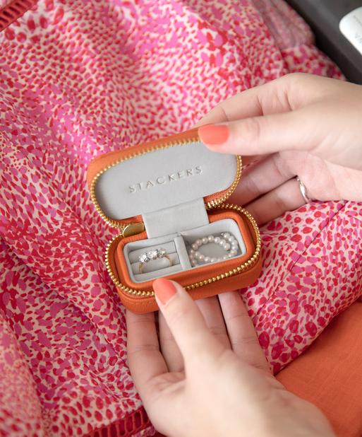 STACKERS ORANGE PETITE TRAVEL BOX