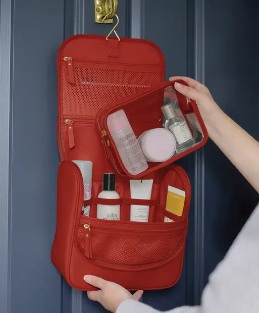 Red Hanging Washbag 