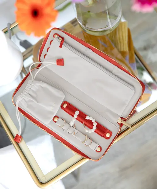 Red Jewellery Roll