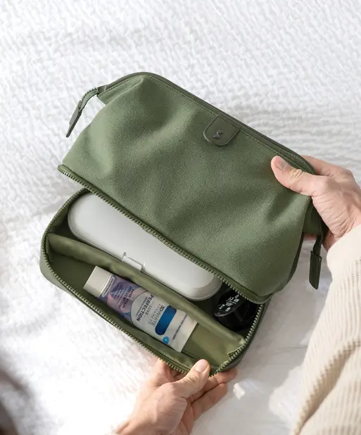 Green Large Canvas Washbag