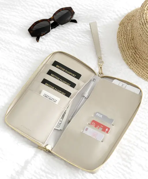 Oatmeal & Linen Family Passport Holder