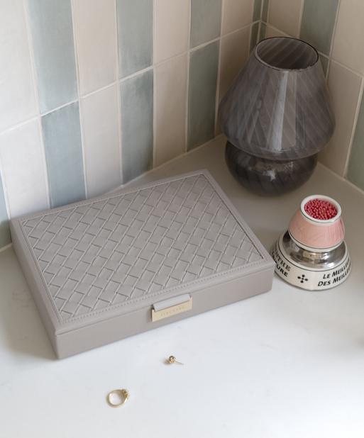 Taupe Classic Woven Lid