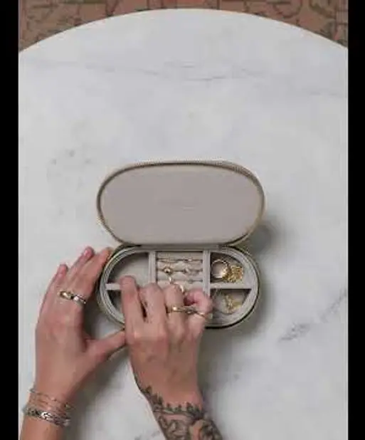 Lavender Oval Zipped Jewellery Box
