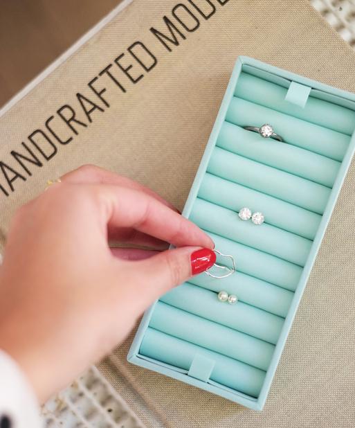 Mint Ring Holder