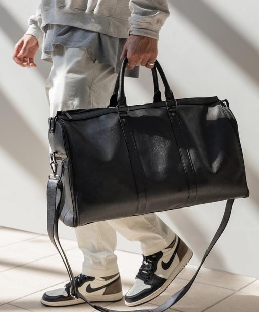 Black Weekend Suit Bag