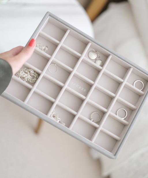 Pebble Grey Classic Trinket Layer