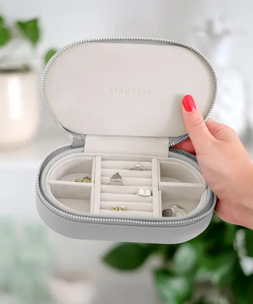 Pebble Grey Oval Zipped Jewellery Box
