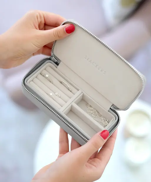 Pebble Grey Medium Zipped Travel Jewellery Box