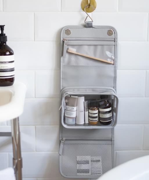 Pebble Grey Small Hanging Washbag
