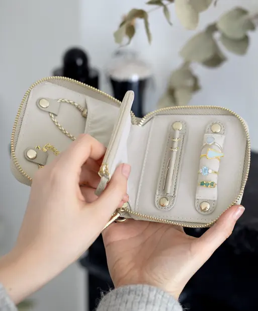 Oatmeal Compact Jewellery Roll