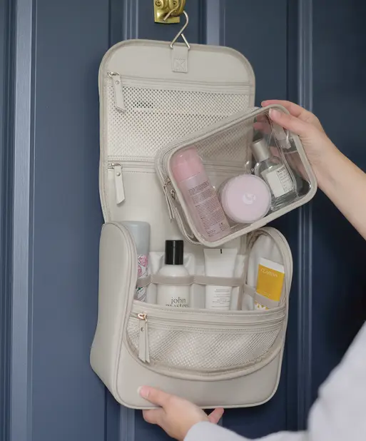 Oatmeal Hanging Washbag