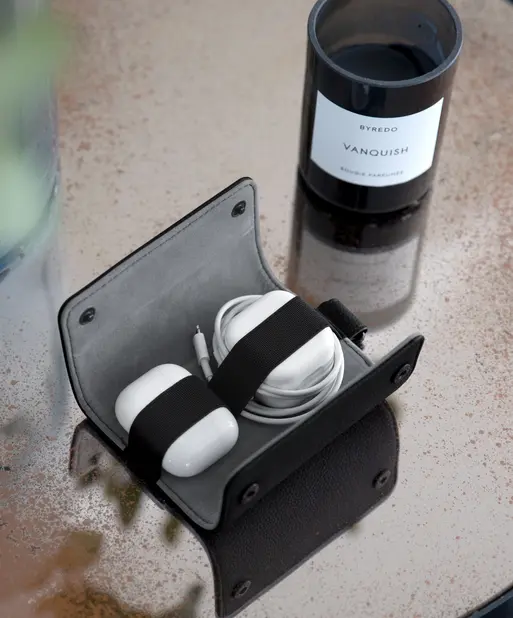 Pebble Black Compact Cable Tidy