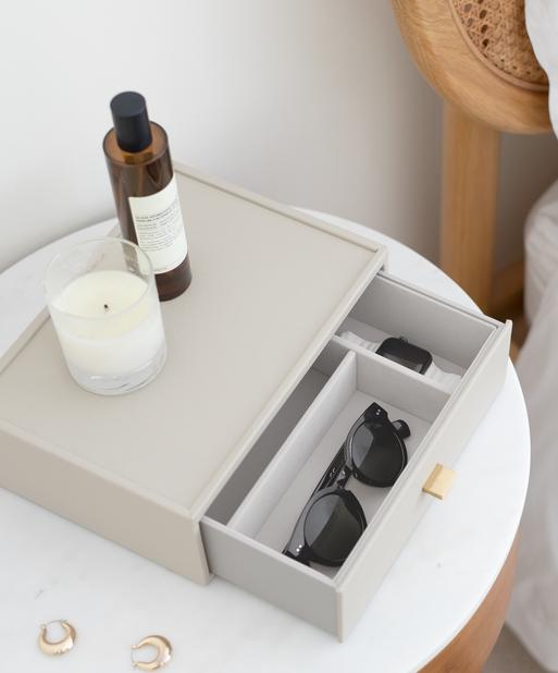 Oatmeal Classic Accessory Drawer Layer