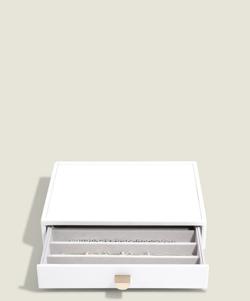 Pebble White Classic Necklace Drawer Layer
