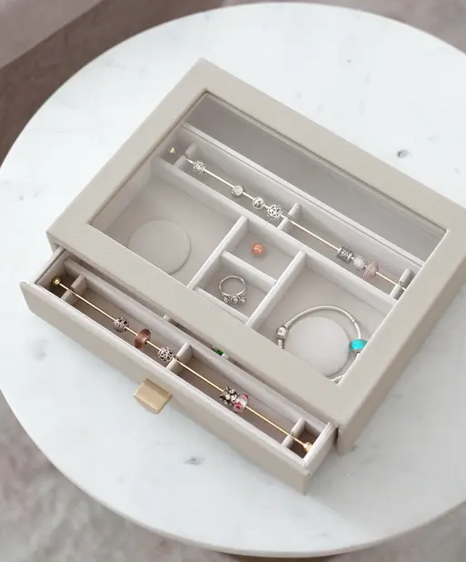 Oatmeal Classic Bracelet Display Drawer