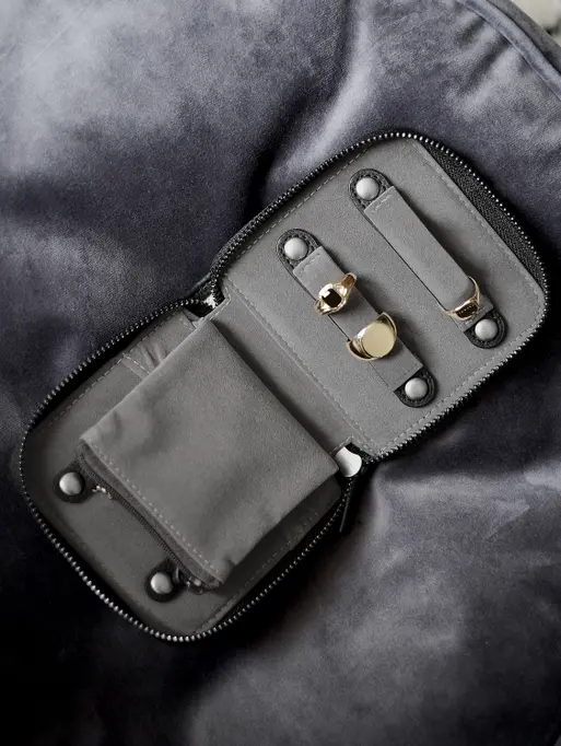 Pebble Black Compact Jewellery Roll