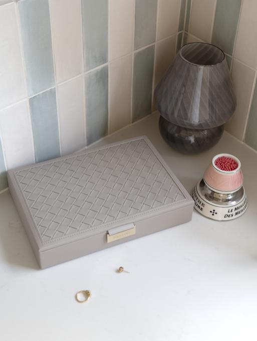Taupe Classic Woven Lid