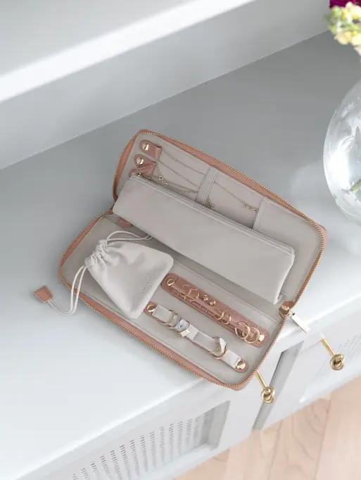 Patent Rose Jewellery Roll
