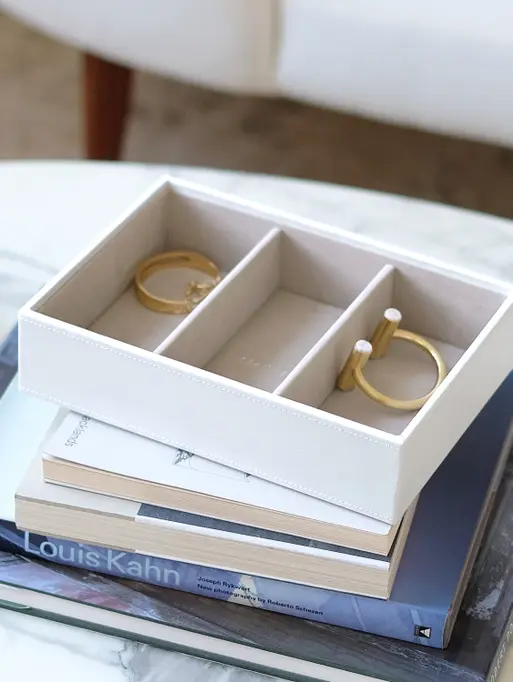 White Classic Watch & Accessory Layer