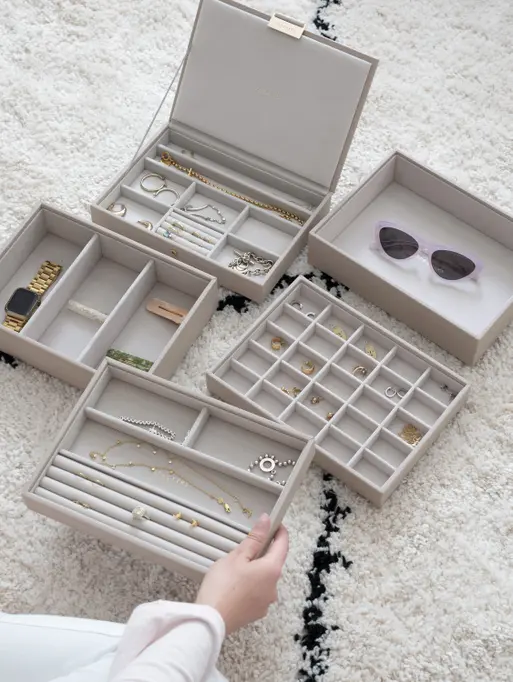 Szkatułka na biżuterię Stackers pięcioelementowa classic taupe