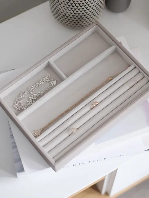 Szkatułka na biżuterię Stackers 4 komorowa classic taupe