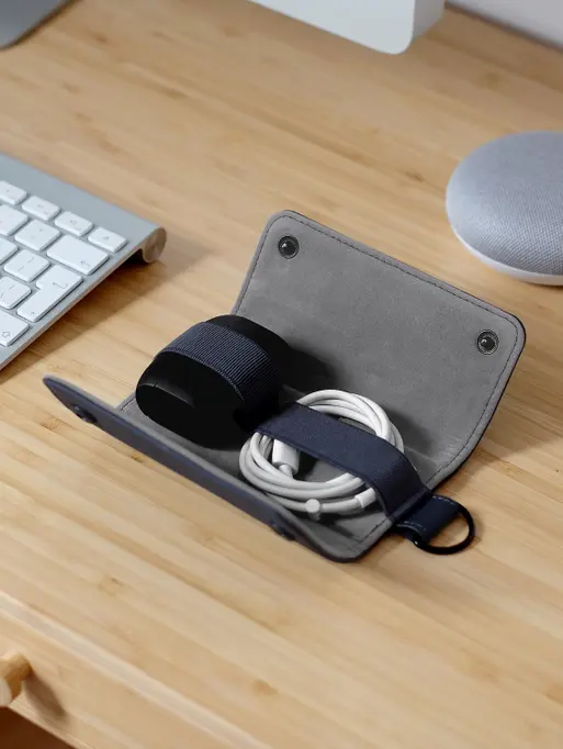 Etui na ładowarki i słuchawki Stackers Compact Pebble granatowe